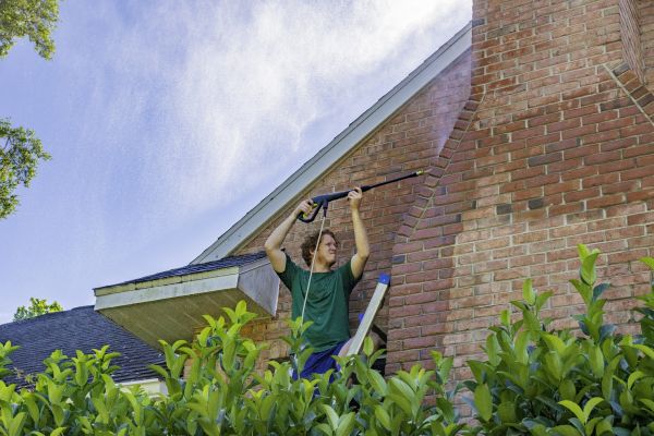 Brick House Cleaning in Olathe