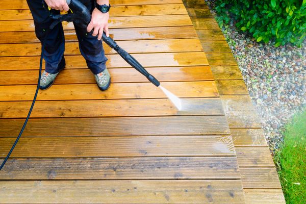 Deck Power Washing in Olathe