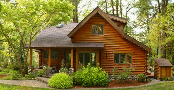 Log Home Exterior Cleaning in Olathe