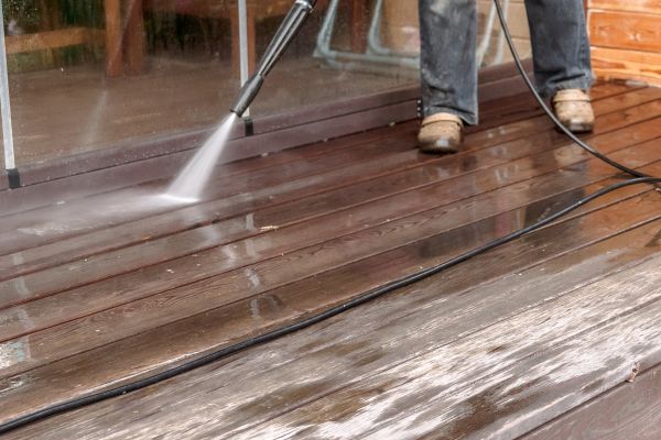 Pool Deck Power Washing in Olathe