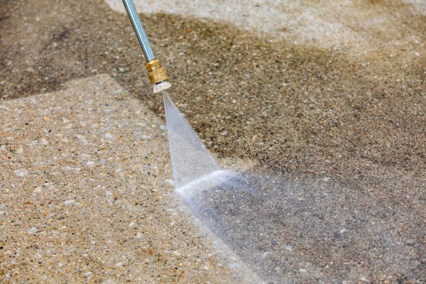 Driveway Pressure Cleaning in Olathe