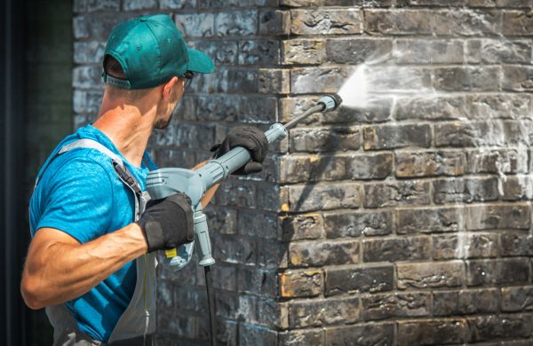 Brick Wall Cleaning in Olathe