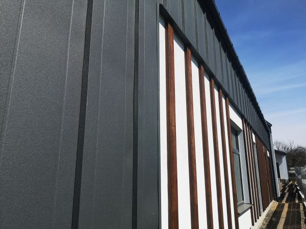 Aluminum Siding Power Washing in Olathe