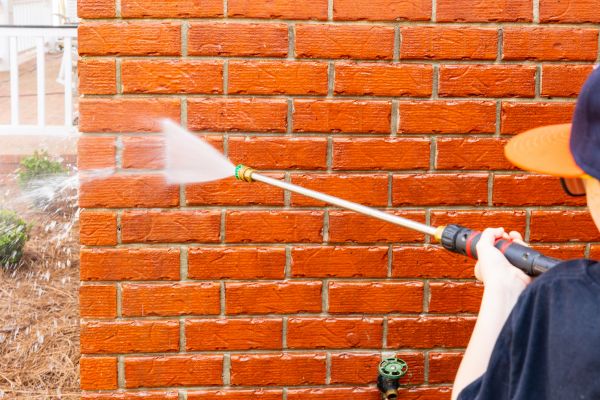Wall Pressure Washing in Olathe