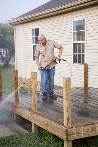 Deck Mold Cleaning in Olathe